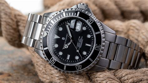 Rolex submariner homage equivalent